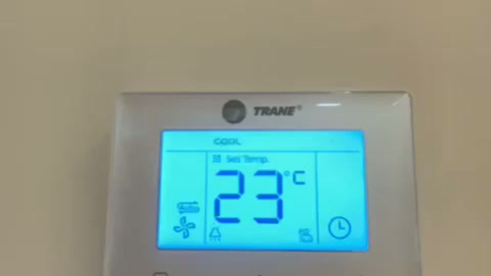 Cómo encender AC de Recamara Principal de TH7